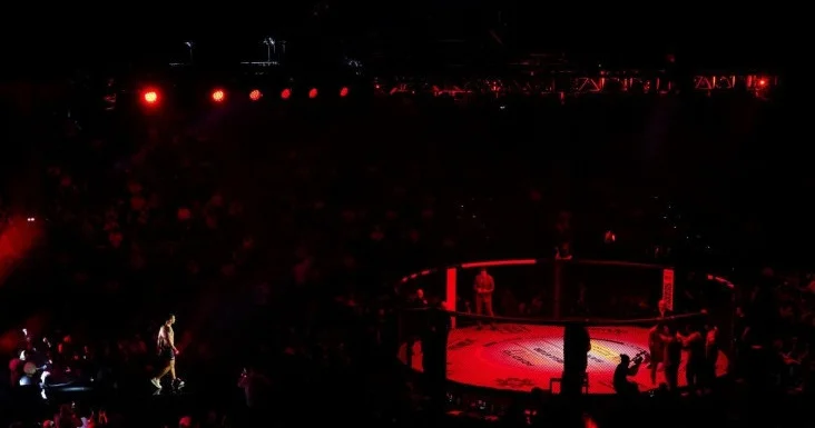 Veteranların abidəsi ilə “döyüşən” MMA ustasına cinayət işi açılıb