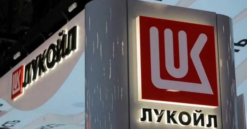 США продлили разрешение на операции с зарубежными АЗС Лукойл