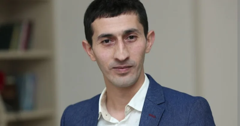 “Putin Hindistana səfər etməklə, Amerikaya güclü mövqe nümayiş etdirir” POLİTOLOQ