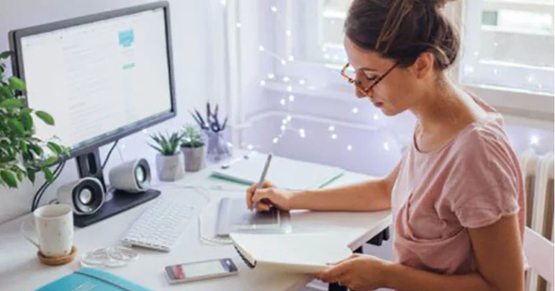 Evdən işləmək qanuniləşir: Əmək bazarında hansı yeniliklər olacaq?