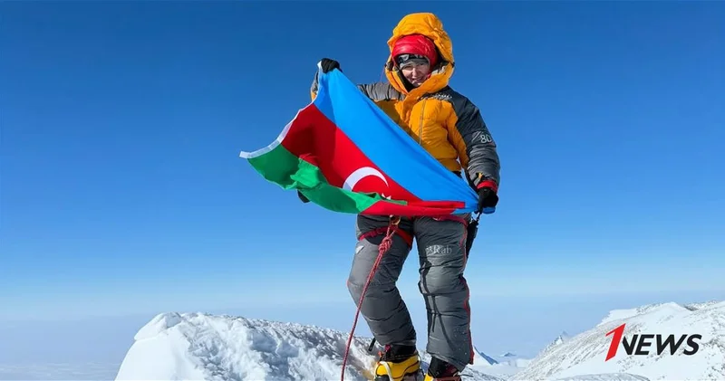 Азербайджанская альпинистка покорила вершину Антарктиды