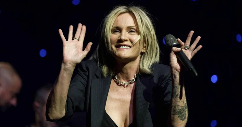 Özümə nağıllar danışıram... Günün mahnısı