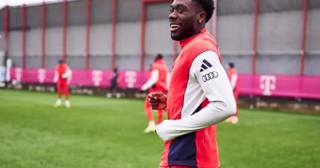 “Bavariya”nın futbolçusu yaşıl meydanlara geri dönür