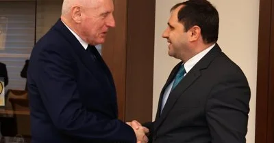 Koker və Papikyan arasında görüş olub