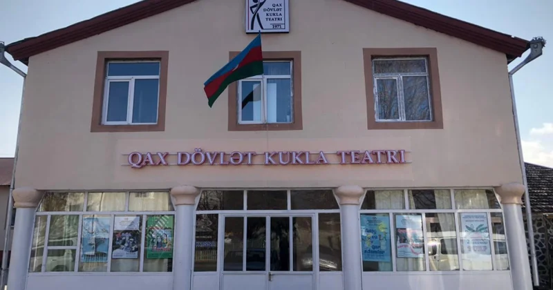 Qax Kukla Teatrı Yeni il günlərində uşaqlar üçün bayram proqramı təqdim edəcək