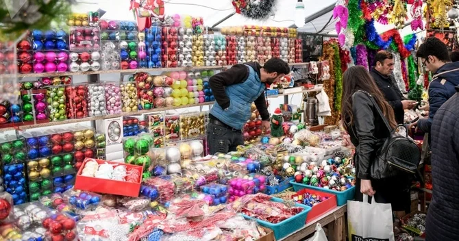 Yeni il bəzəklərinin QİYMƏTLƏRİ