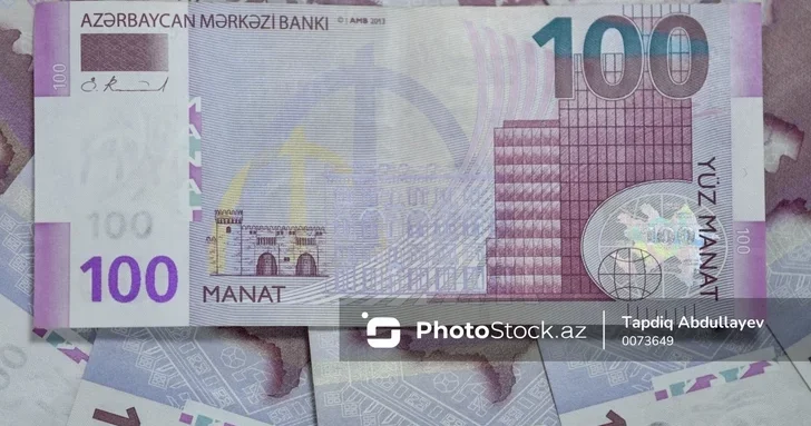 Торговцы мебелью совершили мошенничество на 12 000 манатов