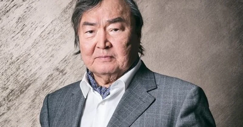 В Казахстане выдвинули кандидатуру Олжаса Сулейменова на Нобелевскую премию мира