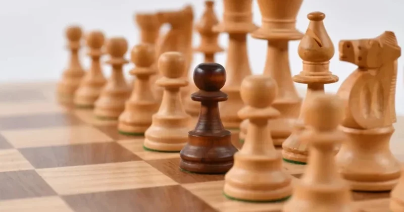 Üç yaşlı uşaq şahmat üzrə dünya rekordu qırıb