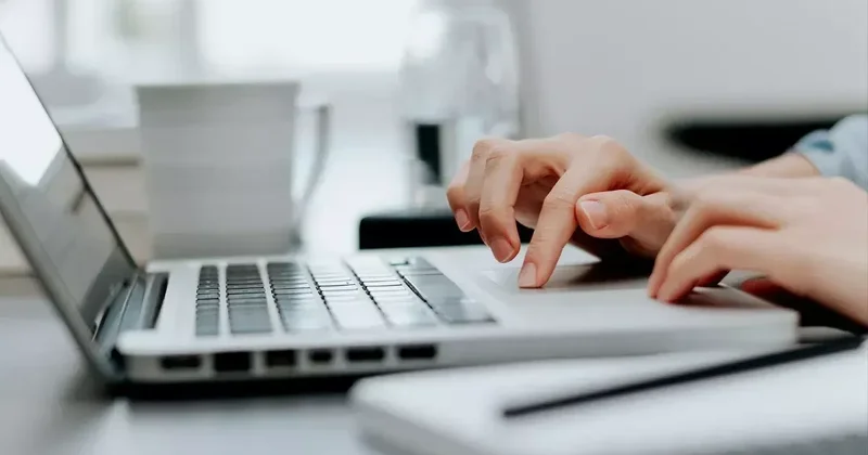 Отпуск для отцов и удаленка: что принесет обновленный Трудовой кодекс гражданам Азербайджана? ОБЗОР