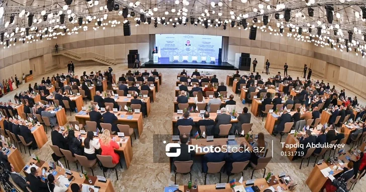 Община Западного Азербайджана вручила сертификаты почетного членства представителям 6 стран