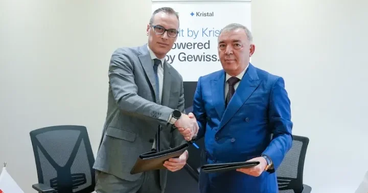 “Kristal” şirkəti İtaliyanın qabaqcıl istehsalçısı ilə memorandum imzaladı