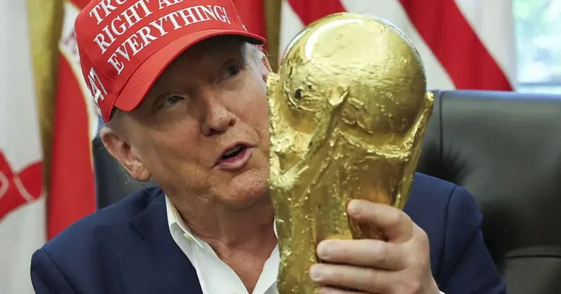 FIFA 2026 cı il dünya çempionatının püşkatma mərasimində Donald Trampa mükafatı təqdim edəcək