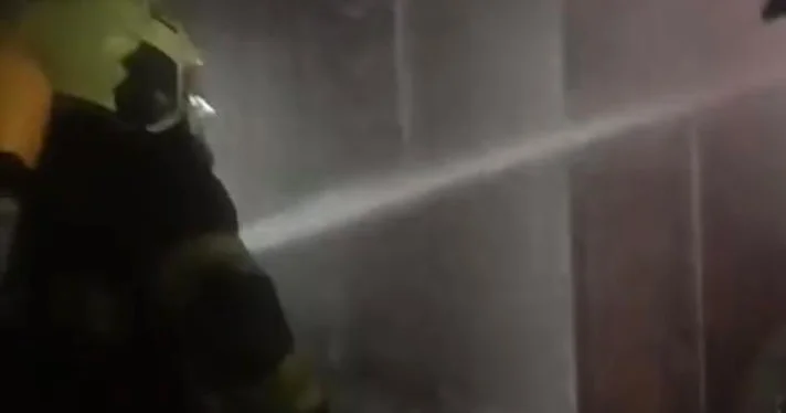 Lökbatanda yaşayış binasında yanğın baş verib, 4 nəfər həyatını itirib