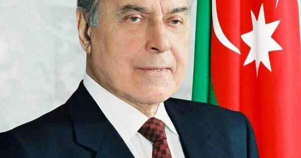 Ulu Öndər Heydər Əliyev irsi: bütöv və çağdaş Azərbaycanımız! TƏHLİL