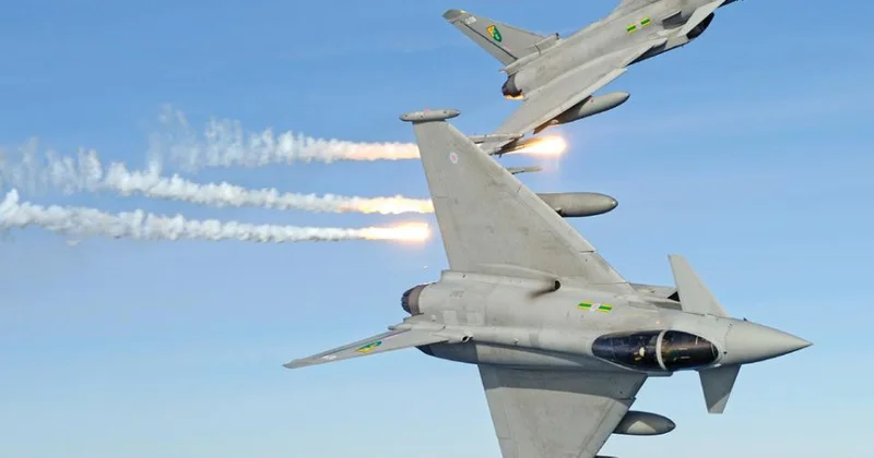 Германия перебросила истребители к границам России