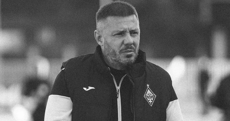 46 yaşında vəfat etdi