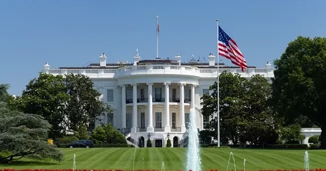 Ağ Ev Donald Trampın FIFA Sülh mükafatını almasına reaksiya verib