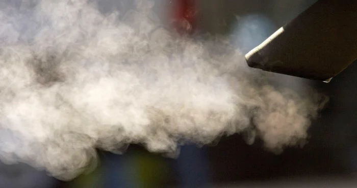 20 şagird məktəbdə tüstüdən zəhərləndi