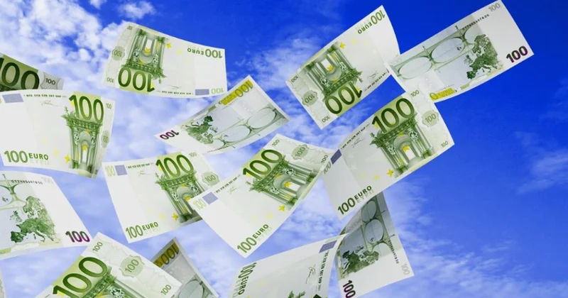 Rəsmi valyuta məzənnələri 05.12.2025