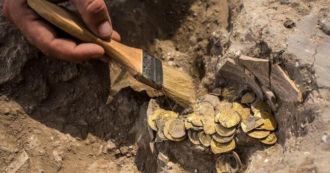 Dəfinəni dövlətə təhvil verməyəni 200 manat cərimələnəcək