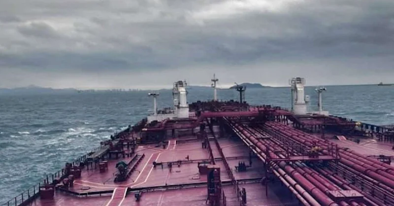 Rusiyalı dənizçilər İran limanında girov qalıb Onlara sahilə çıxmaq qadağan edilib