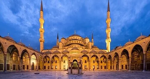 İstanbulu gəzərək kəşf edin FOTOLAR