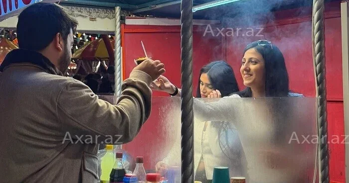 Bakıda Soyuq əllər, isti ürək davam edir Fotolar