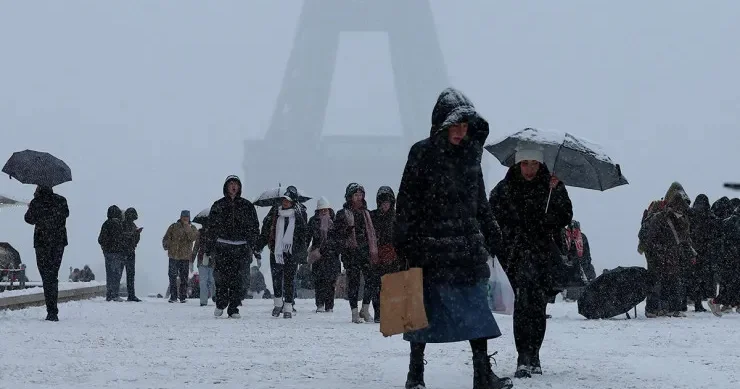 Avropada xaos: Şiddətli soyuqlar qitədə həyatı iflic edir