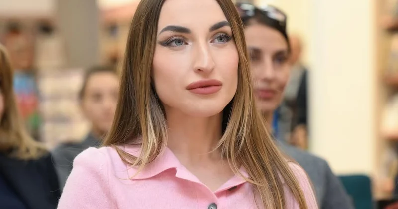 Алёна Алиева поделилась публикацией по случаю Рождества Minval Politika