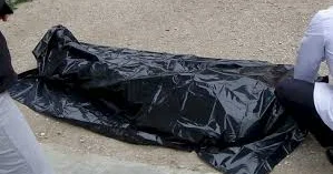 Hündürlükdən yıxıldı, öldü