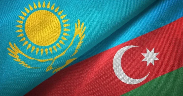 Интернет проект Казахстана и Азербайджана обеспечит передачу данных до 400 Тбит/с под водой