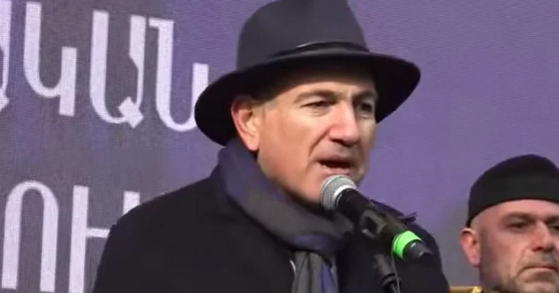 “Kilsədən dövlətə qarşı istifadə etməyə çalışan qüvvələr var” Paşinyan