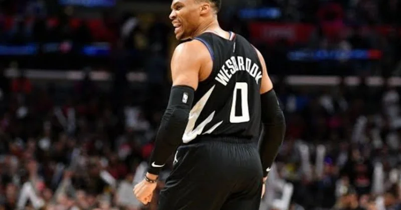 Uestbruk Mecik Consonu arxada qoydu