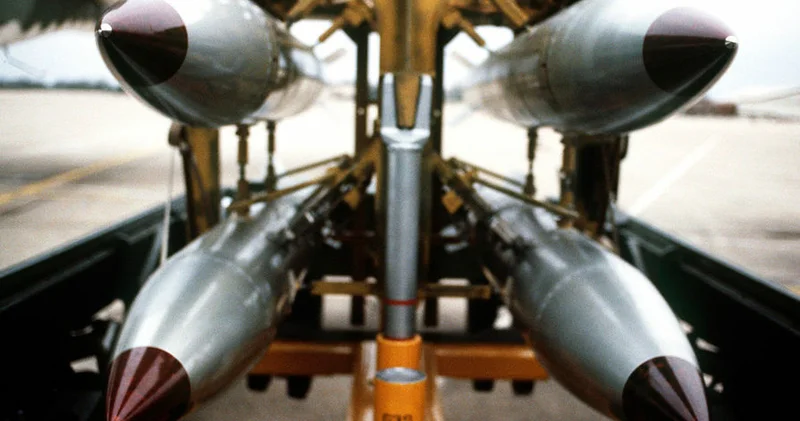 ABŞ Türkiyəyə 30 taktiki nüvə bombası yerləşdirdi Nə baş verir?