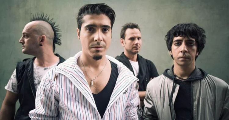 “MaNga” Bakıda konsert verəcək