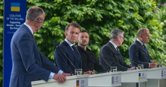 Обнародован черновик декларации саммита в Париже