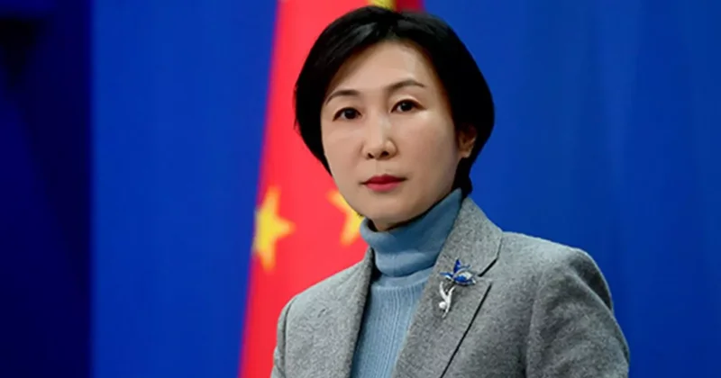 МИД КНР: Ни одна страна не может претендовать на роль международного судьи