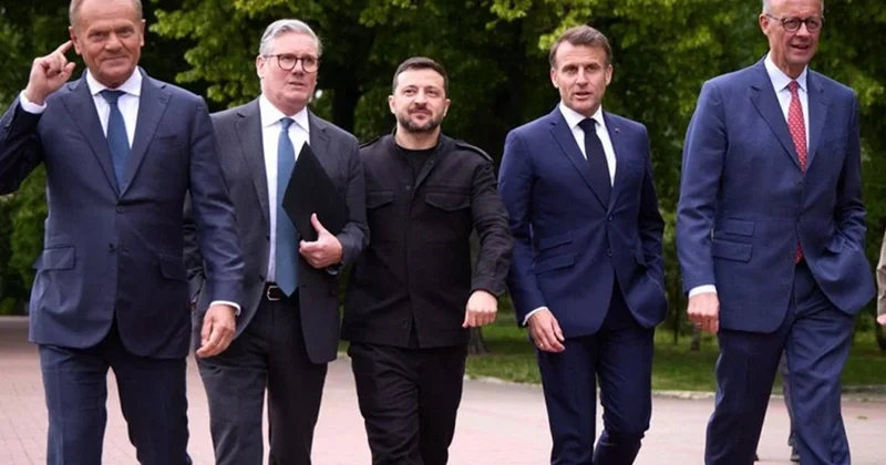 Parisdə vacib görüş başlayıb