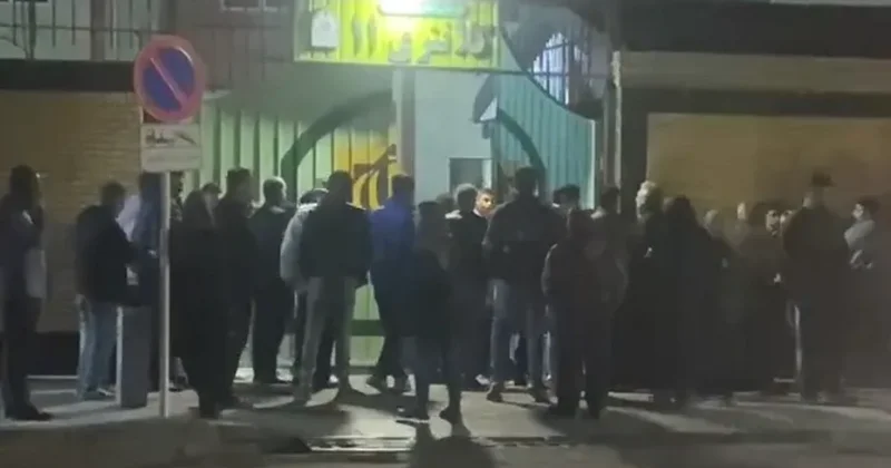 Семьи задержанных в Иране протестующих требуют их освобождения