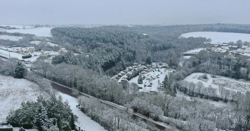 Пять человек погибли во Франции из за снегопада и гололеда