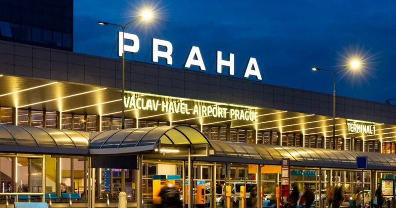 Экипаж AZAL оперативно обеспечил безопасность рейса Прага Баку