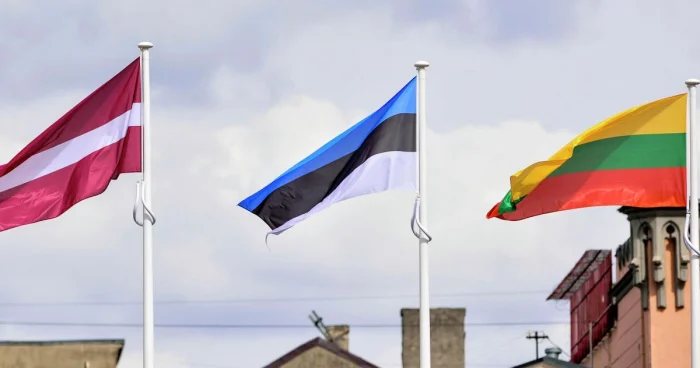 Baltikyanıdan Trampa sərt mesaj