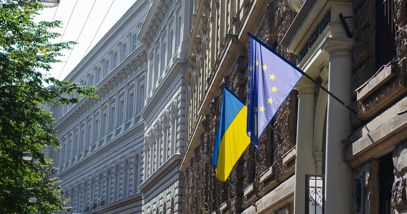 СМИ: В коалиции желающих углубляются споры из за размеров поддержки Киева