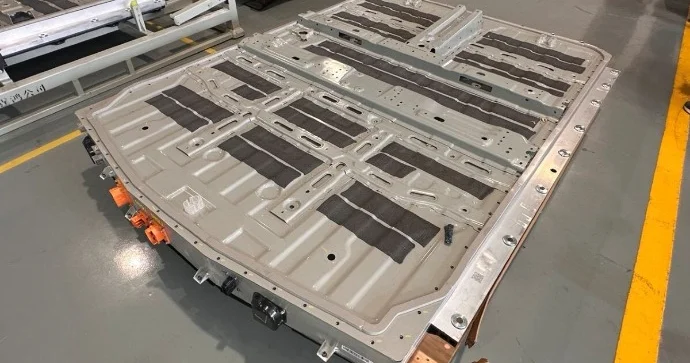 Çində elektromobil batareyaları ilə bağlı daha bir qadağa