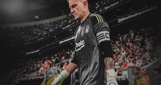 Beşiktaş qapıçısı ilə müqaviləni ləğv etdi