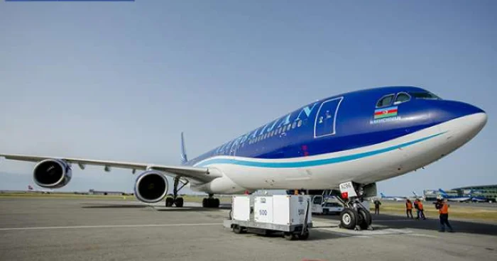 Praqada AZAL ın təyyarəsində insident olub