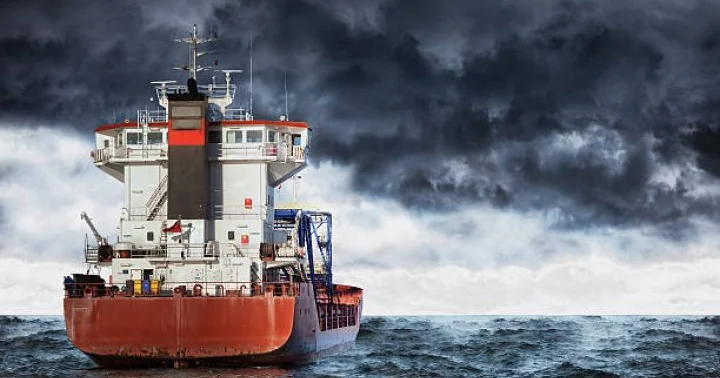 İstiqraz investorlarına milyonlarla dollar borcu olan “Azərbaycan Xəzər Dəniz Gəmiçiliyi”nin maliyyə vəziyyəti pisləşib