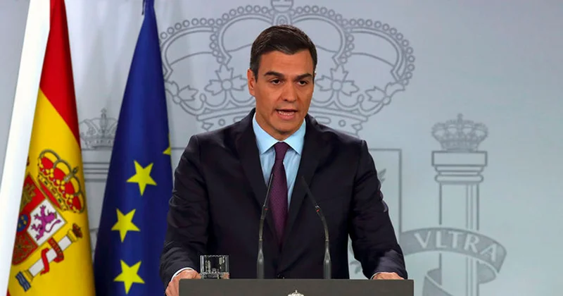 “Bu, dünyanı qeyri müəyyən və qeyri sabit gələcəyə doğru sövq edir”