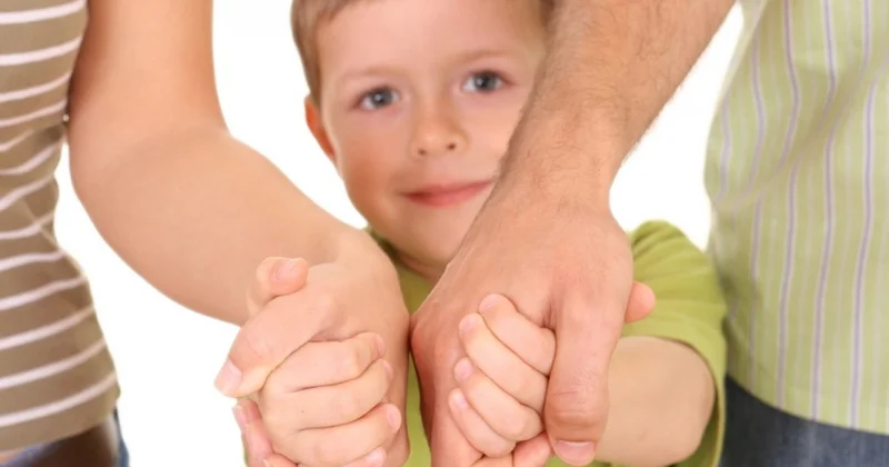 Azərbaycanda ötən il neçə uşağın övladlığa verildiyi açıqlandı